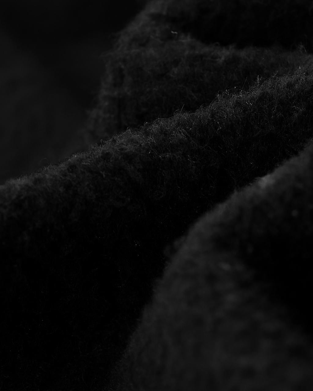 SHADOW PULSE BLACK OVERSIZE HOODIE