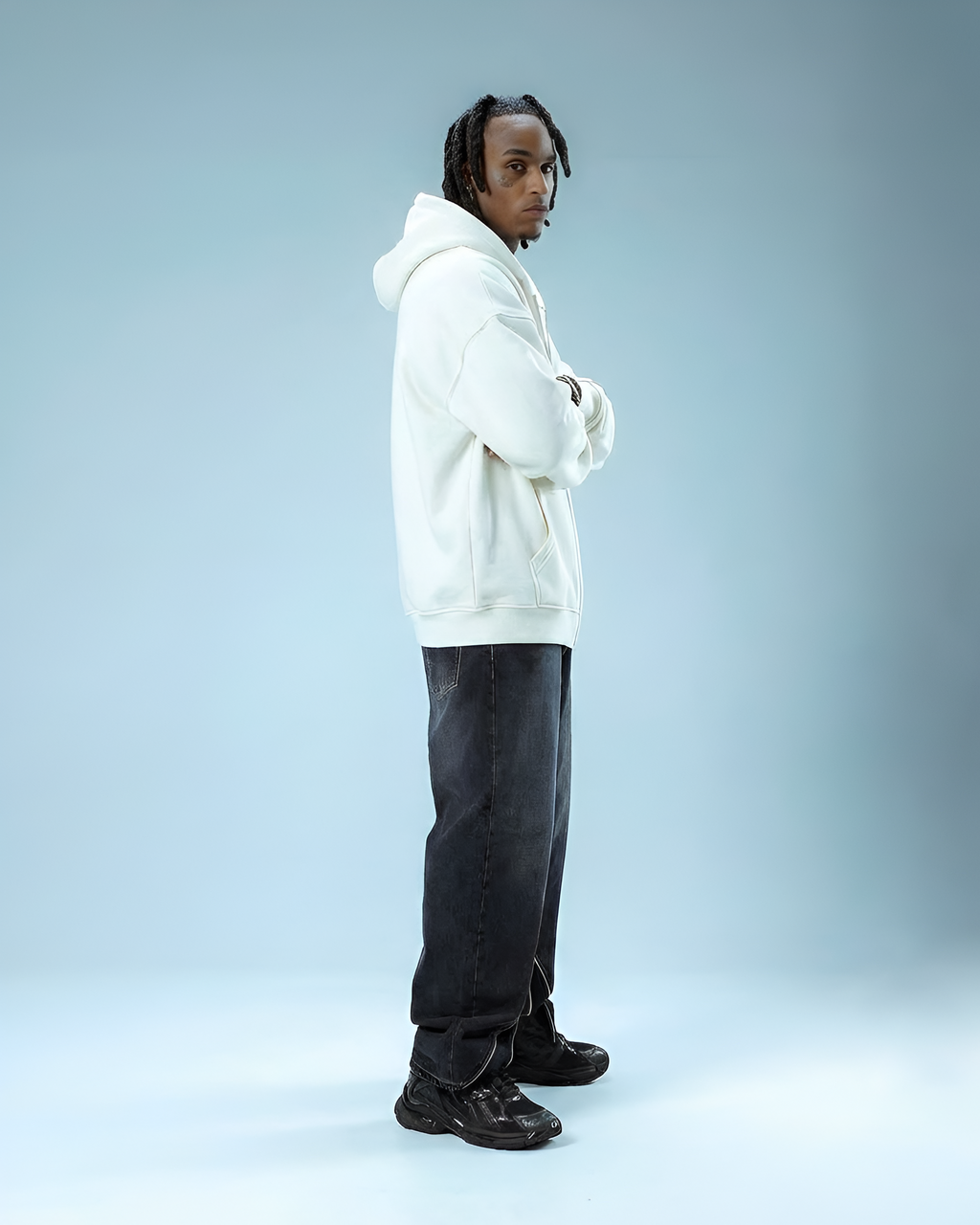 WHITE ZIPPER OVERSIZED HOODIE