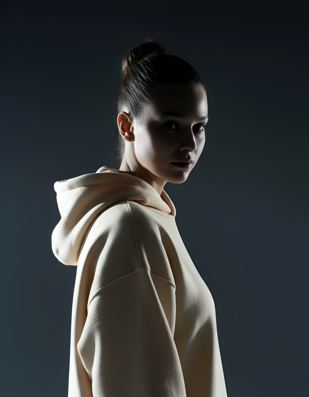 BEIGE OVERSIZED HOODIE